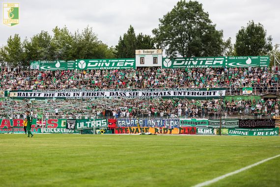 BSG Chemie Leipzig vs 1. FC Lokomotive Leipzig (0-1) (4)