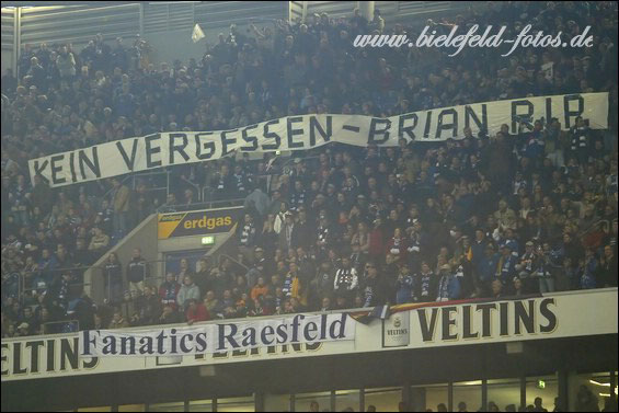 FC Schalke 04 vs DSC Arminia Bielefeld (2-1) (2)