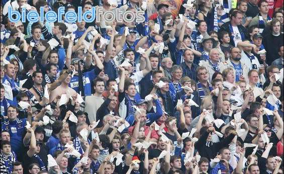 FC Schalke 04 vs DSC Arminia Bielefeld (2-0) (2)