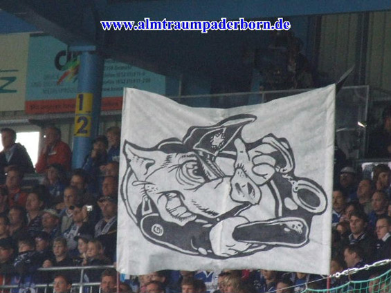 DSC Arminia Bielefeld vs Hamburger SV (0-1) (4)