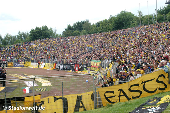 KFC Uerdingen 05 vs Dynamo Dresden (1-0) (12)