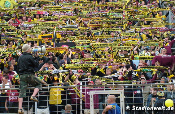 KFC Uerdingen 05 vs Dynamo Dresden (1-0) (17)