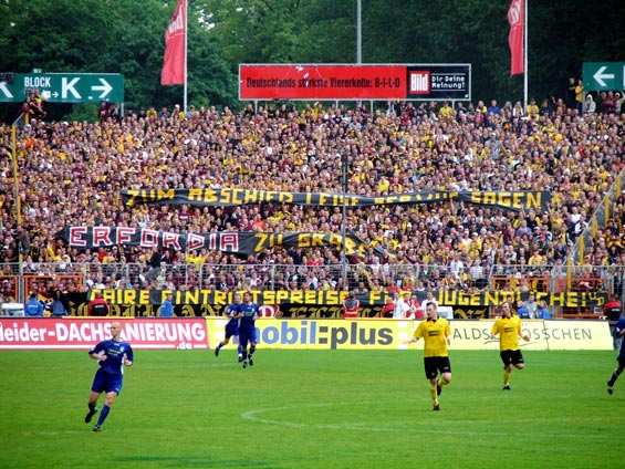 Dynamo Dresden vs FC Rot-Weiß Erfurt (2-1) (1)