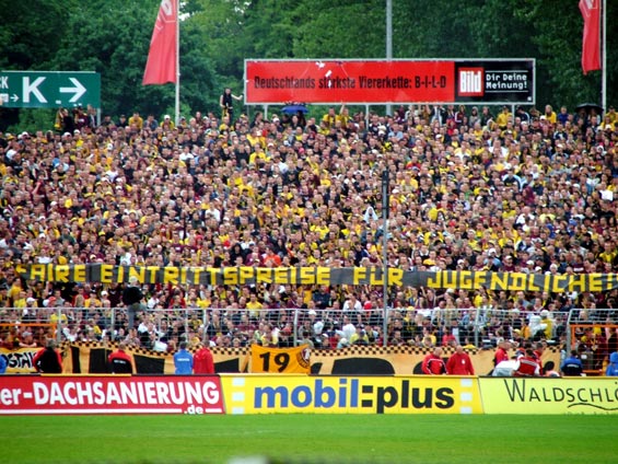 Dynamo Dresden vs FC Rot-Weiß Erfurt (2-1) (3)
