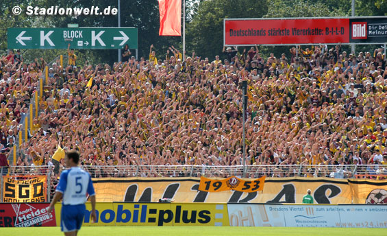 Dynamo Dresden vs Karlsruher SC (1-2) (4)