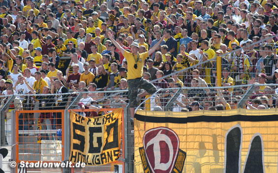 Dynamo Dresden vs Karlsruher SC (1-2) (5)