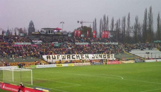 Dynamo Dresden vs SpVgg Unterhaching (2-3) (1)