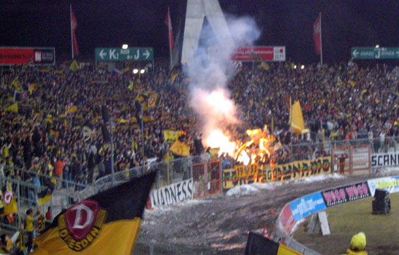 Dynamo Dresden vs Wacker Burghausen (1-2) (1)