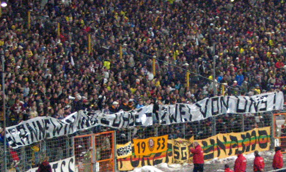 Dynamo Dresden vs Wacker Burghausen (1-2) (2)