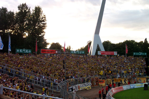 Dynamo Dresden vs Offenbacher FC Kickers (4-1) (3)