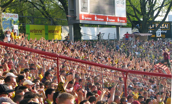 FC Energie Cottbus vs Dynamo Dresden (0-0) (2)