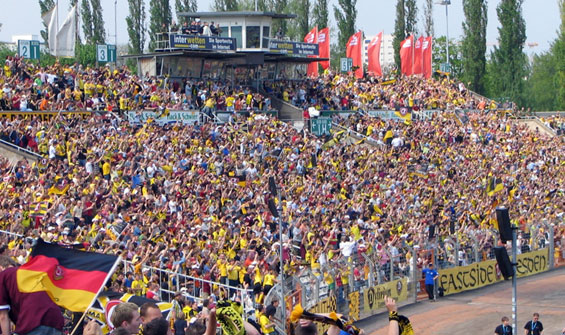 Dynamo Dresden vs Rot-Weiß Ahlen (3-1) (4)