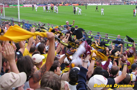 FC St. Pauli vs Dynamo Dresden (2-2) (2)