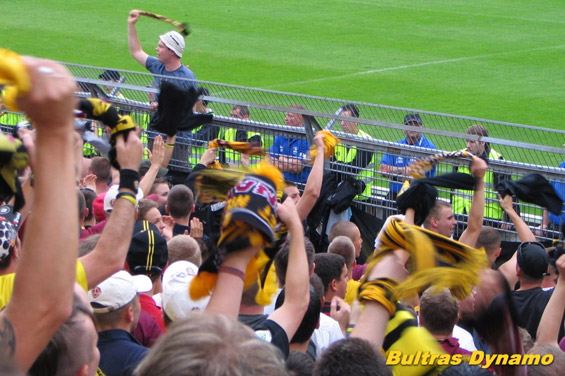 FC St. Pauli vs Dynamo Dresden (2-2) (3)