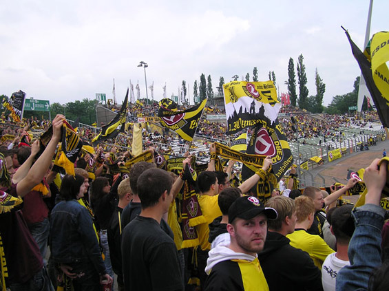 Dynamo Dresden vs Hamburger SV II (2-4) (2)