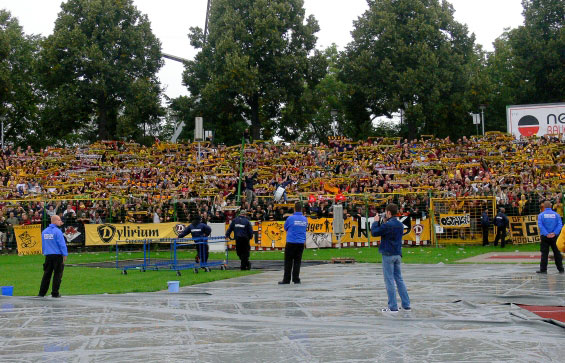 FC Rot-Weiß Erfurt vs Dynamo Dresden (0-2) (9)