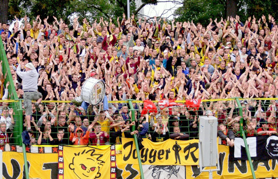 FC Rot-Weiß Erfurt vs Dynamo Dresden (0-2) (13)