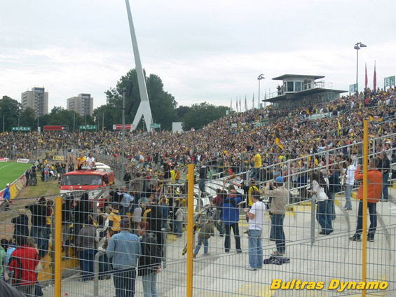 Dynamo Dresden vs Abschiedsspiel Rudolf-Harbig-Stadion (10-5) (2)