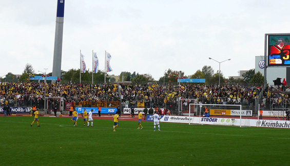Eintracht Braunschweig vs Dynamo Dresden (3-2) (12)