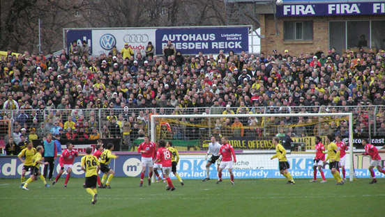 Dynamo Dresden vs Rot-Weiß Ahlen (1-3) (4)