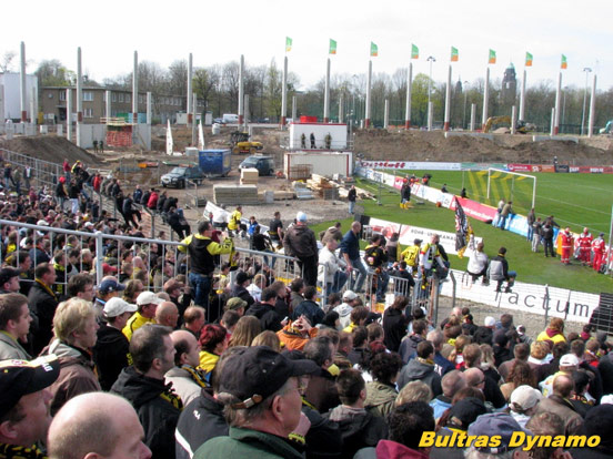 Dynamo Dresden vs Kickers Emden (2-1) (2)