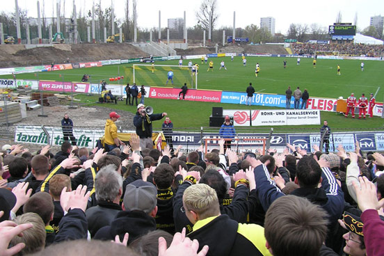 Dynamo Dresden vs Kickers Emden (2-1) (5)
