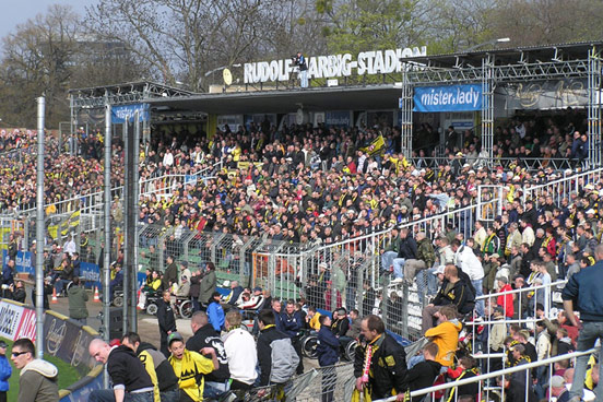 Dynamo Dresden vs Kickers Emden (2-1) (8)