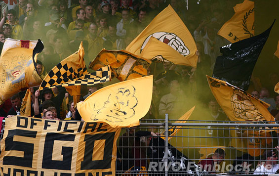 Rot-Weiß Oberhausen vs Dynamo Dresden (0-1) (2)