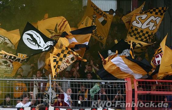Rot-Weiß Oberhausen vs Dynamo Dresden (0-1) (3)
