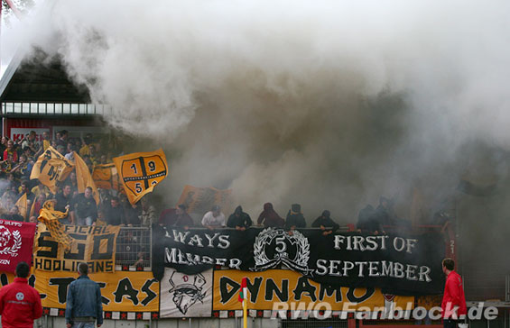 Rot-Weiß Oberhausen vs Dynamo Dresden (0-1) (7)