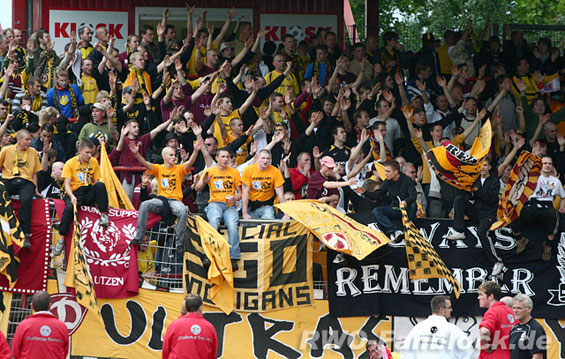 Rot-Weiß Oberhausen vs Dynamo Dresden (0-1) (8)