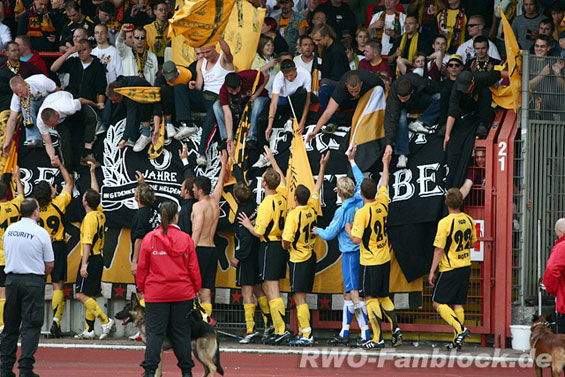 Rot-Weiß Oberhausen vs Dynamo Dresden (0-1) (12)
