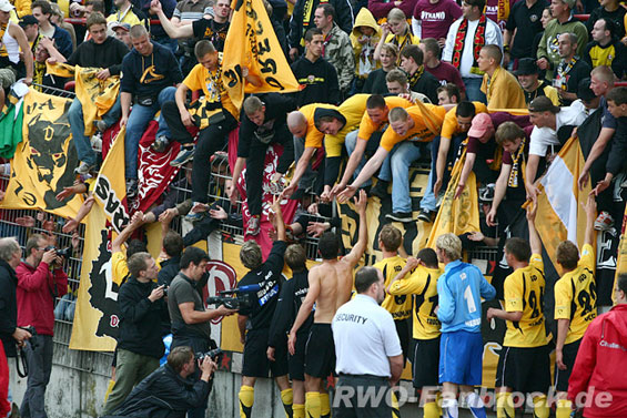 Rot-Weiß Oberhausen vs Dynamo Dresden (0-1) (13)