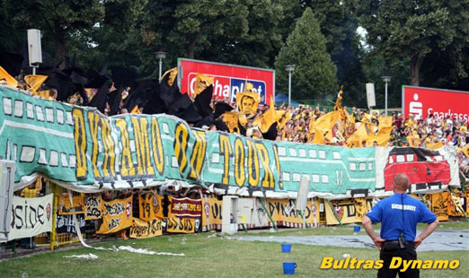 FC Rot-Weiß Erfurt vs Dynamo Dresden (0-1) (2)