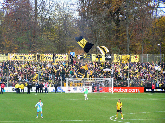 Stuttgarter Kickers vs Dynamo Dresden (2-1) (11)