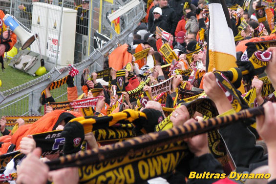SSV Jahn Regensburg vs Dynamo Dresden (1-0) (13)