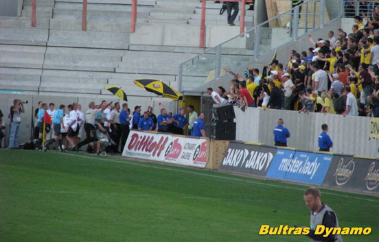 Dynamo Dresden vs Kickers Emden (1-2) (10)