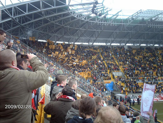 Dynamo Dresden vs Offenbacher FC Kickers (1-0) (1)