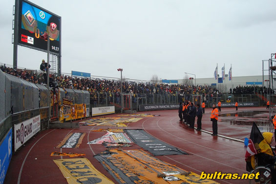 Eintracht Braunschweig vs Dynamo Dresden (0-1) (4)