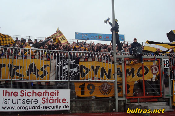 Eintracht Braunschweig vs Dynamo Dresden (0-1) (6)