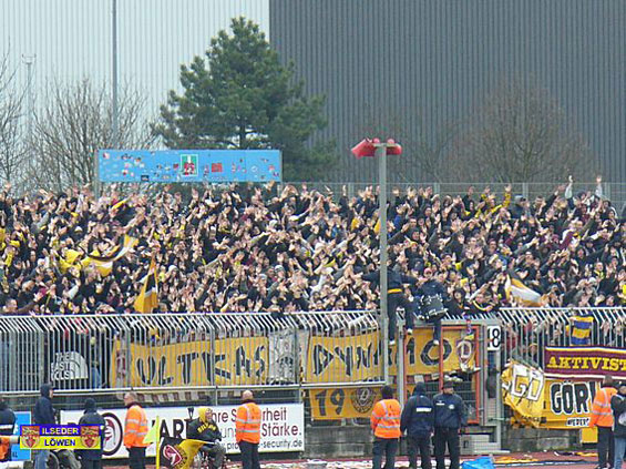Eintracht Braunschweig vs Dynamo Dresden (0-1) (11)