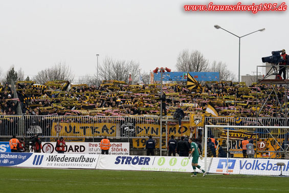 Eintracht Braunschweig vs Dynamo Dresden (0-1) (21)
