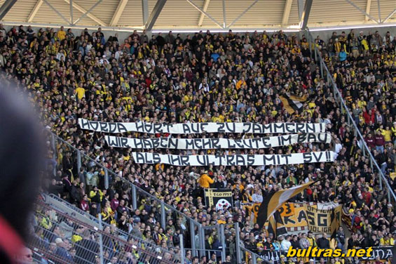 Dynamo Dresden vs FC Carl Zeiss Jena (2-0) (10)