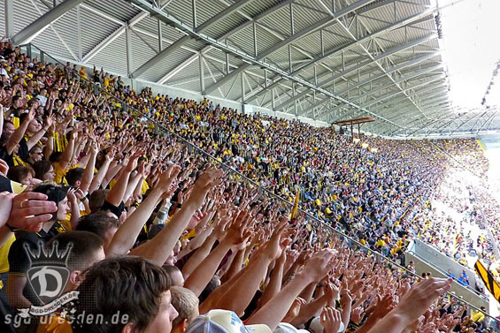 Dynamo Dresden vs Stuttgarter Kickers (1-2) (8)
