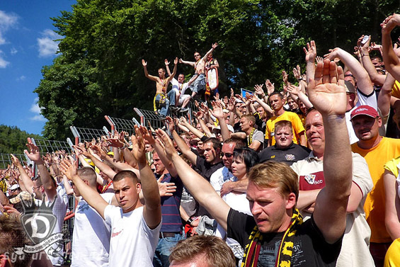 FC Erzgebirge Aue vs Dynamo Dresden (1-1) (11)