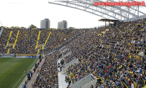 Dynamo Dresden vs Eintracht Braunschweig (1-1) (13)