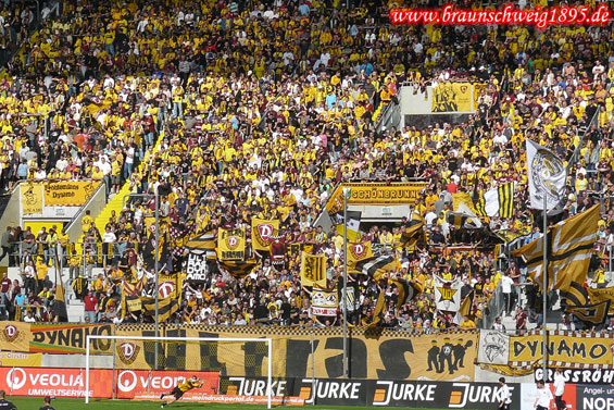 Dynamo Dresden vs Eintracht Braunschweig (1-1) (1)