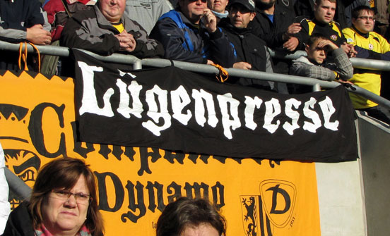 Dynamo Dresden vs SpVgg Unterhaching (0-2) (9)