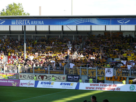 SV Wehen Wiesbaden vs Dynamo Dresden (0-1) (5)