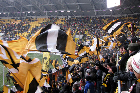 Dynamo Dresden vs SV Wehen Wiesbaden (3-1) (1)
